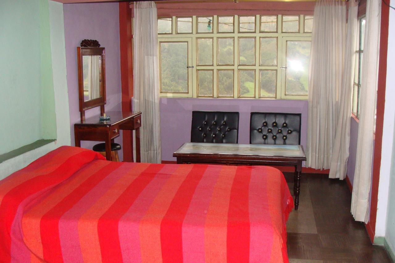 Hotel Porton De Oceta Монги Екстериор снимка